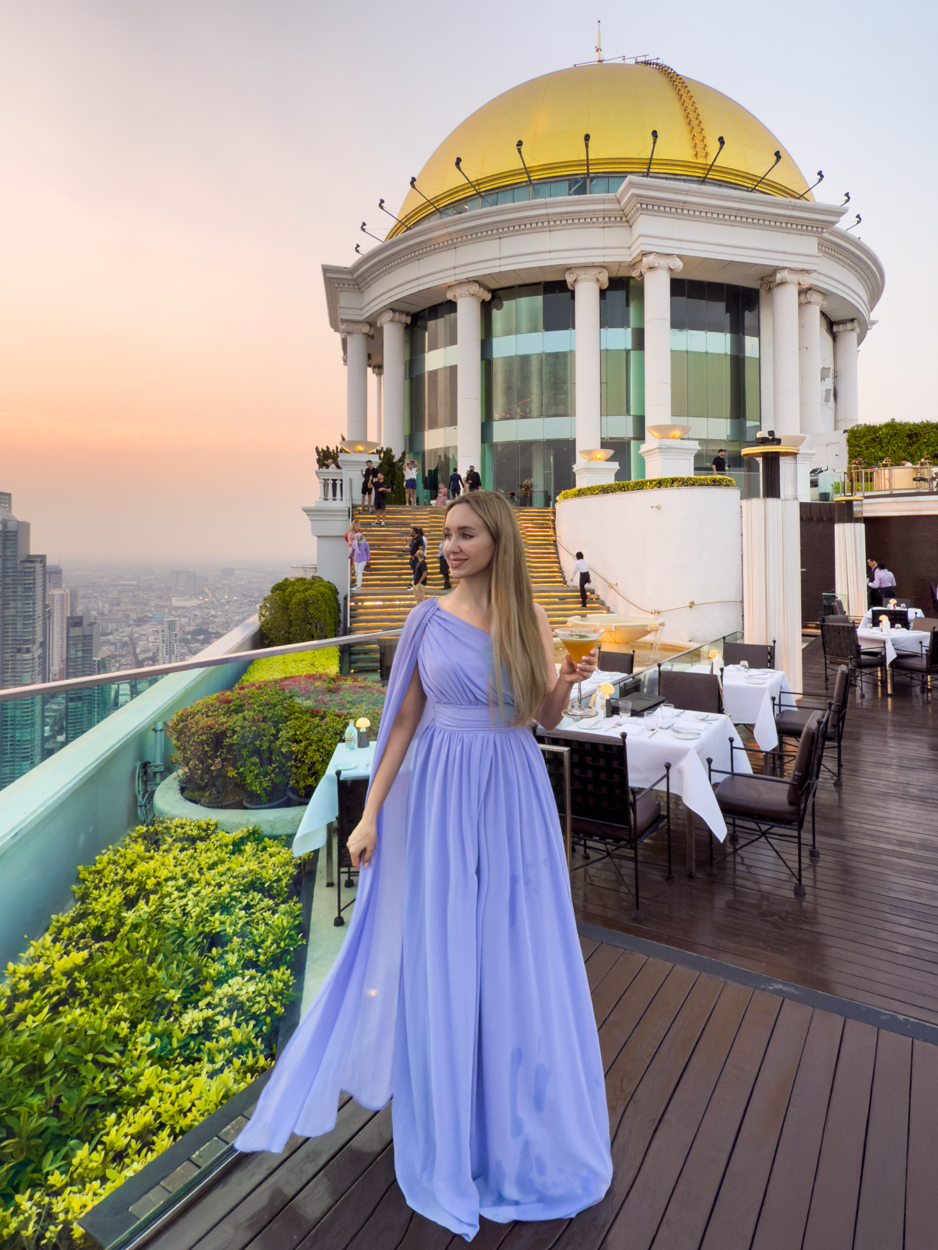 LEBUA AT STATE TOWER